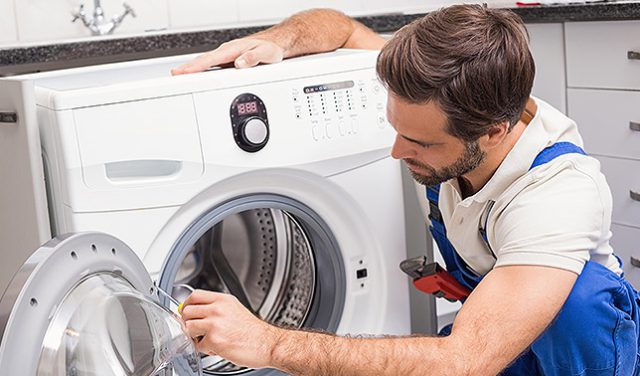 Servizio di Riparazione Lavatrici a Reggio Emilia Servizio di Assistenza e Riparazione Lavatrici a Reggio Emilia